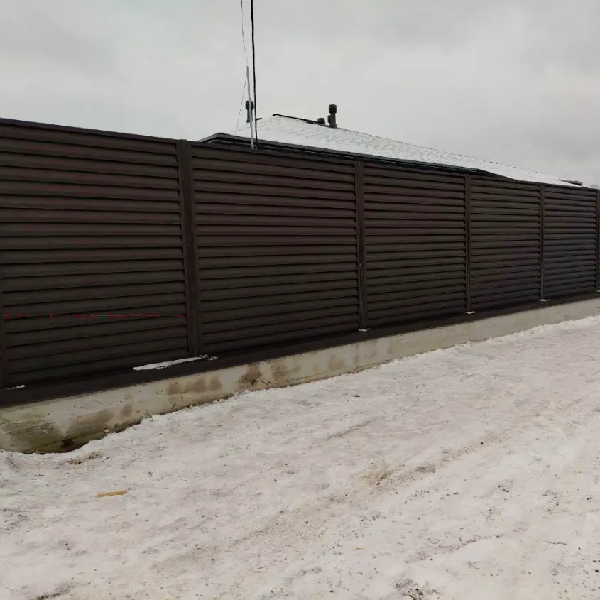 Фото 3 Двусторонний забор Реснички 8019 МАТТЕ темный шоколад матовый