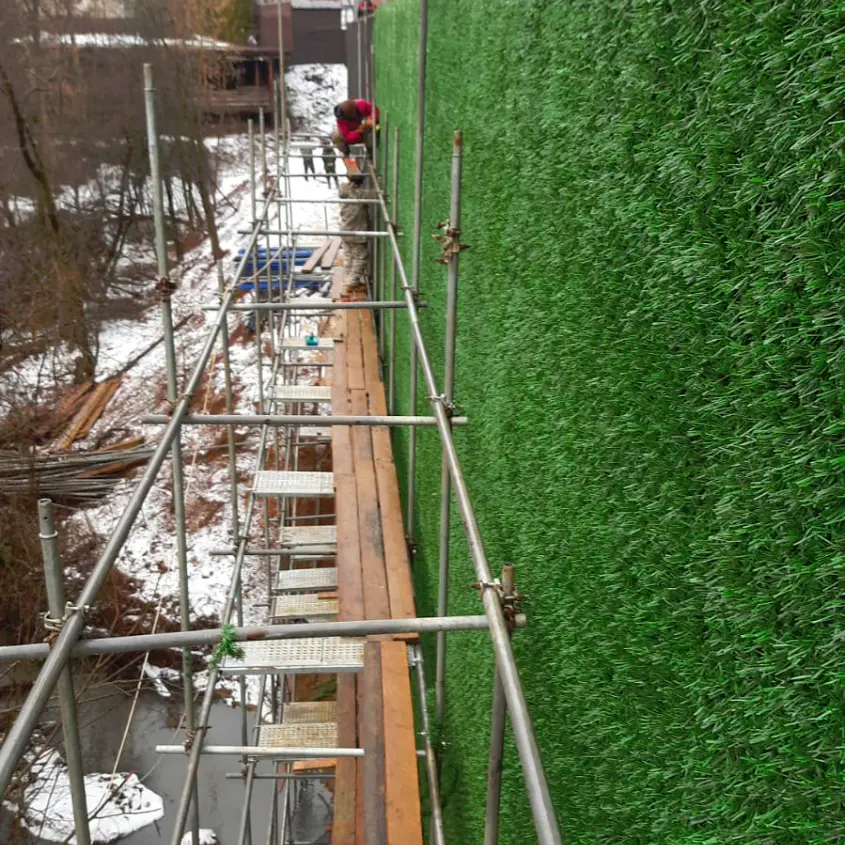 Фото 2 забор Grass Fence декор фундамента опорной стены