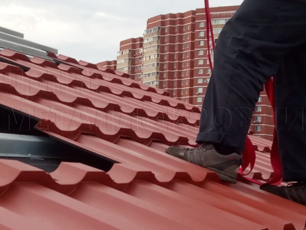 Металлочерепица Геркулес 8004 терракотовый Стальной Бархат от Центра Металлокровли в Минске Металлочерепица Геркулес 8004 терракотовый Стальной Бархат от Центра Металлокровли в Минске